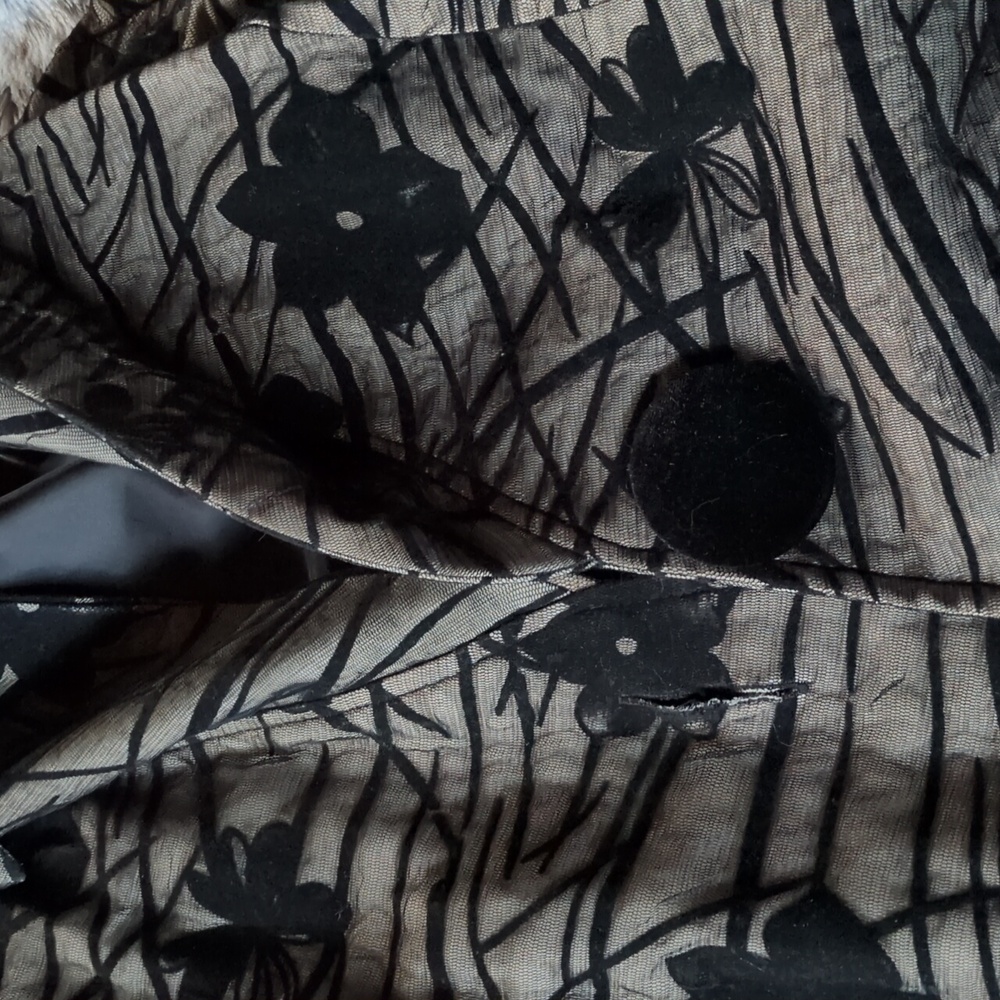Damee Floral Black and Gray Women's Jacket - Picture 7 of 7
